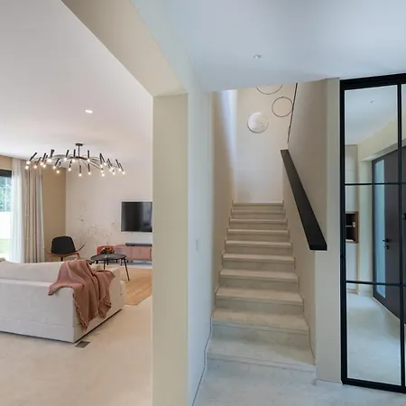 Castanea S Bazenom, Jacuzzijem, Saunom