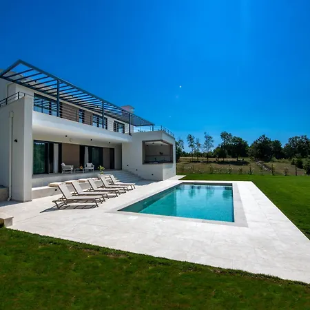 Villa Luksuzna Castanea S Privatnim Bazenom I Wellnesom U Srcu Istre