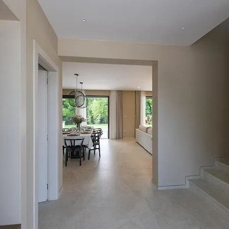 Villa Castanea S Bazenom, Jacuzzijem, Saunom Heki