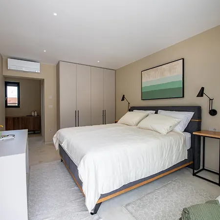 Castanea S Bazenom, Jacuzzijem, Saunom *