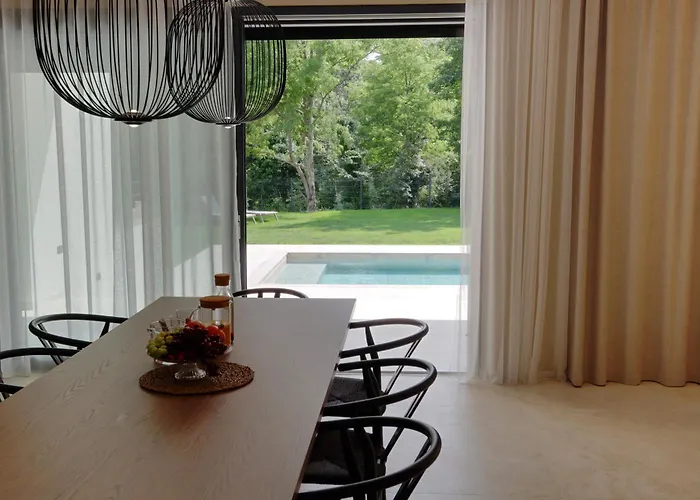 Castanea S Bazenom, Jacuzzijem, Saunom *