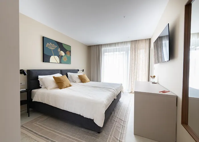 Vila Castanea S Bazenom, Jacuzzijem, Saunom *