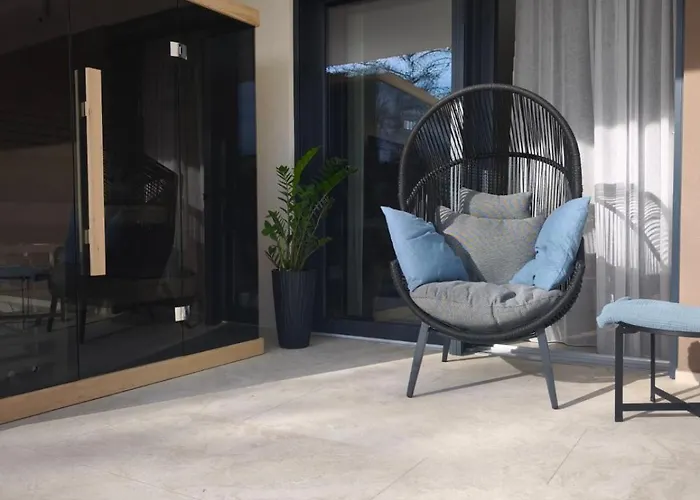 Castanea S Bazenom, Jacuzzijem, Saunom Vila *